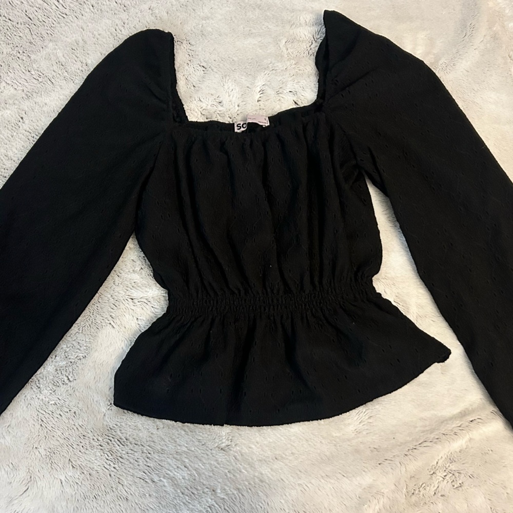 Black Square Neck Lace Crop Top